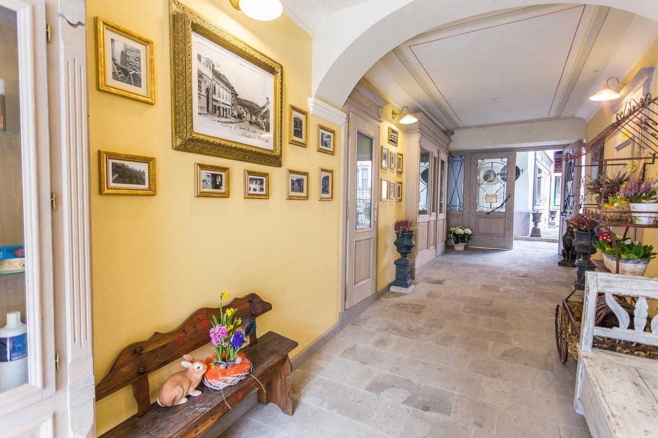 Dom Berg Daire Banská Štiavnica Dış mekan fotoğraf